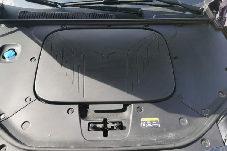 Used Hongqi Tiangong 08 2025 680 All-Wheel Drive Smart Selection Edition Engine Bay