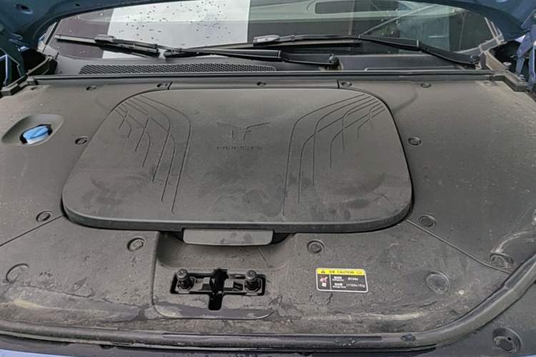 Used Hongqi Tiangong 08 2025 730 Max Rear-Drive Version Engine Bay