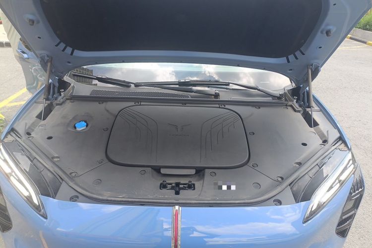 Used Hongqi Tiangong 08 2025 730 Max Rear-Drive Version Engine Bay