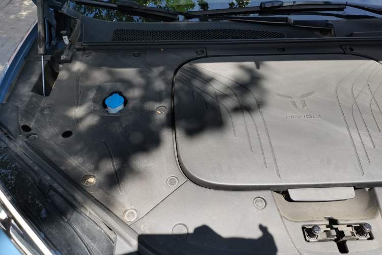 Used Hongqi Tiangong 08 2025 730 Max Rear-Drive Version Engine Bay Right