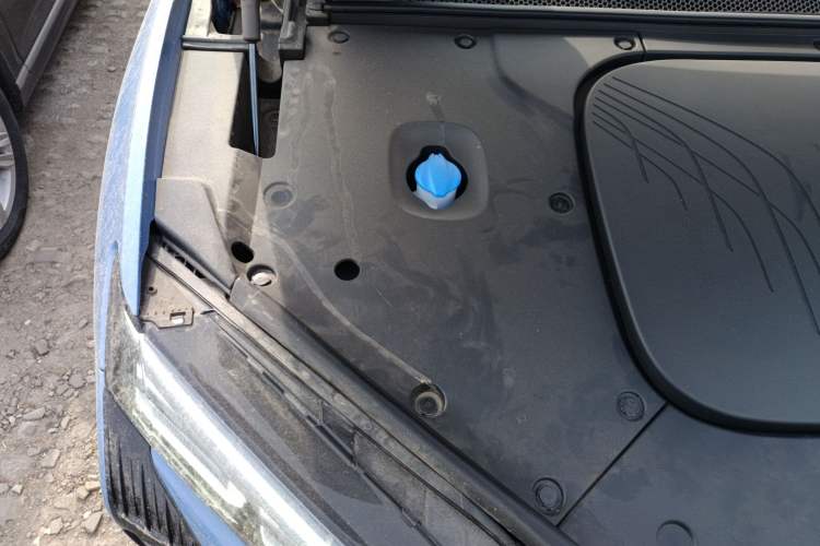 Used Hongqi Tiangong 08 2025 730 Max Rear-Drive Version Engine Bay Right