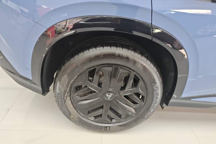 Used Hongqi Tiangong 08 2025 605 Smart Selection Edition Exterior 8