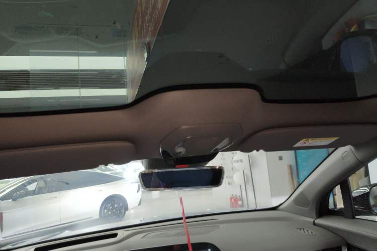 Used Hongqi Tiangong 08 2025 730 Max Rear-Drive Version Headliner