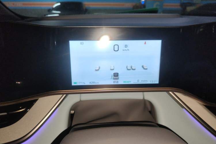 Used Hongqi Tiangong 08 2025 605 Max Rear-Drive Version Instrument Cluster