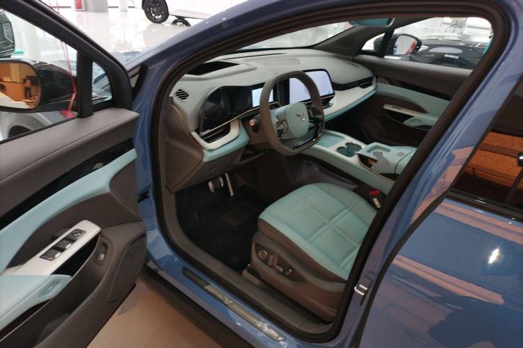 Used Hongqi Tiangong 08 2025 605 Smart Selection Edition Interior 3