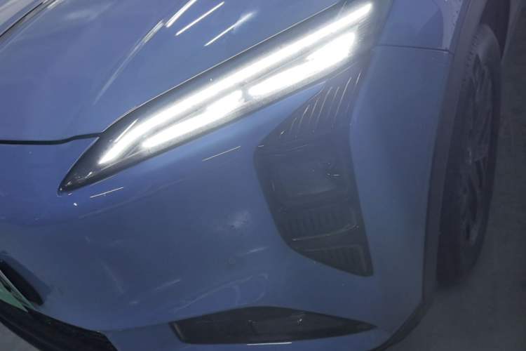 Used Hongqi Tiangong 08 2025 730 Max Rear-Drive Version Left Front Headlight