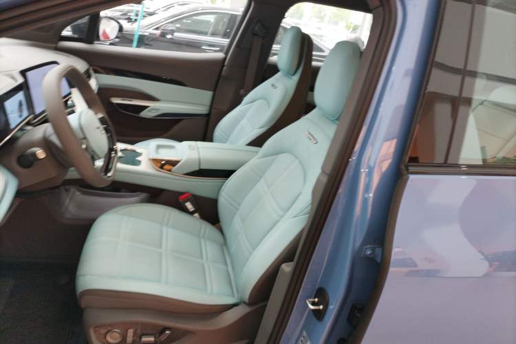 Used Hongqi Tiangong 08 2025 605 Smart Selection Edition Left Front Seat