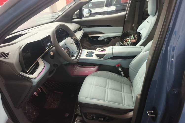 Used Hongqi Tiangong 08 2025 730 Smart Selection Edition Left Front Seat