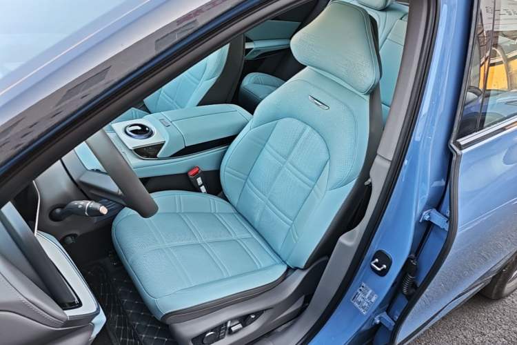 Used Hongqi Tiangong 08 2025 730 Max Rear-Drive Version Left Front Seat