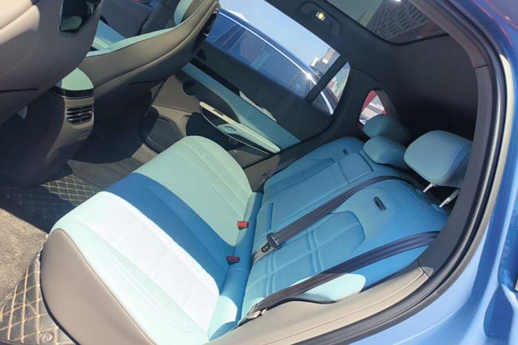 Used Hongqi Tiangong 08 2025 730 Smart Selection Edition Left Rear Seat