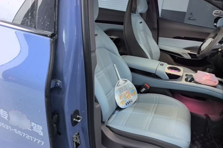 Used Hongqi Tiangong 08 2025 730 Max Rear-Drive Version Right Front Seat
