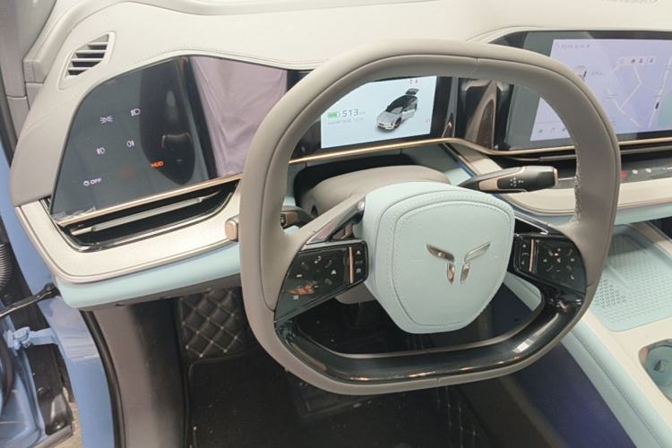 Used Hongqi Tiangong 08 2025 730 Max Rear-Drive Version Steering Wheel