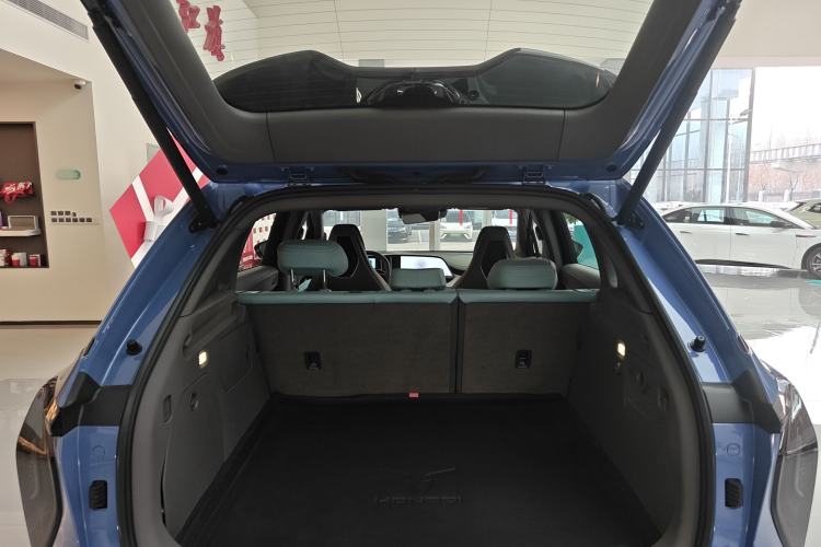 Used Hongqi Tiangong 08 2025 605 Smart Selection Edition Trunk
