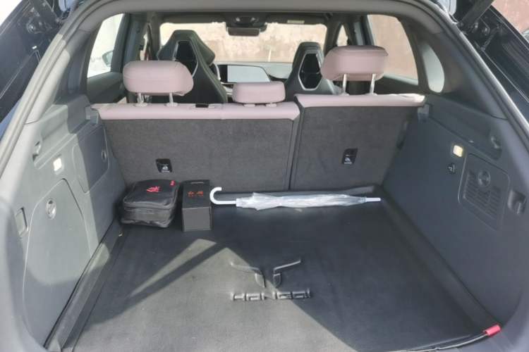 Used Hongqi Tiangong 08 2025 680 All-Wheel Drive Smart Selection Edition Trunk
