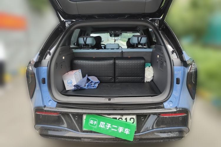 Used Hongqi Tiangong 08 2025 605 Max Rear-Drive Version Trunk