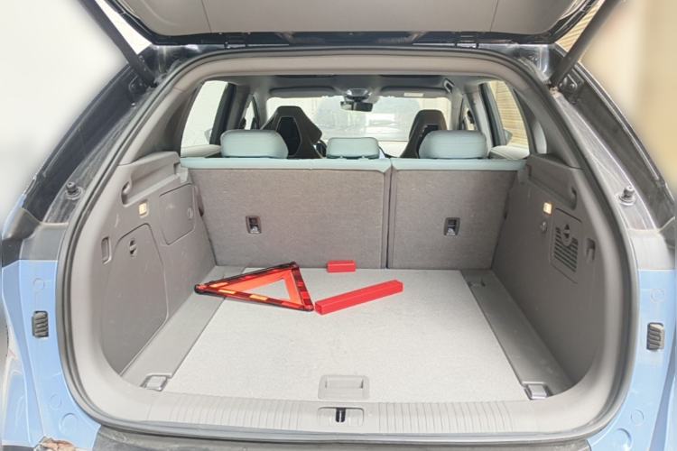 Used Hongqi Tiangong 08 2025 730 Max Rear-Drive Version Trunk