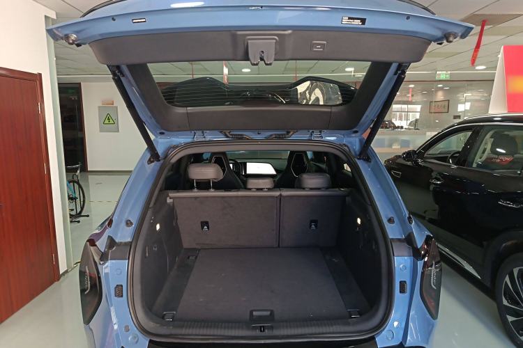 Used Hongqi Tiangong 08 2025 605 Max Rear-Drive Version Trunk