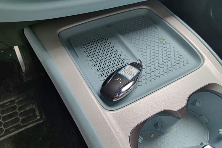 Used Hongqi Tiangong 08 2025 730 Max Rear-Drive Version Vehicle Key