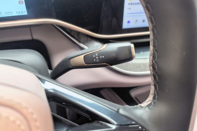 Used Hongqi Tiangong 08 2025 680 Ultra Four-Wheel-Drive Version Gear Lever