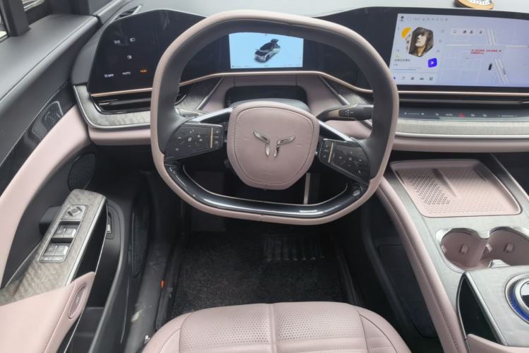 Used Hongqi Tiangong 08 2025 680 Ultra Four-Wheel-Drive Version Steering Wheel
