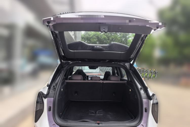 Used Hongqi Tiangong 08 2025 680 Ultra Four-Wheel-Drive Version Trunk