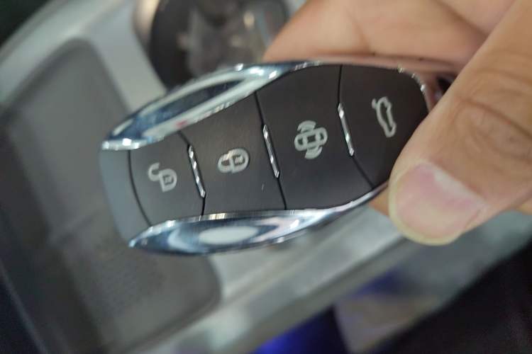 Used Hongqi Tiangong 08 2025 605 Pioneer Edition Vehicle Key