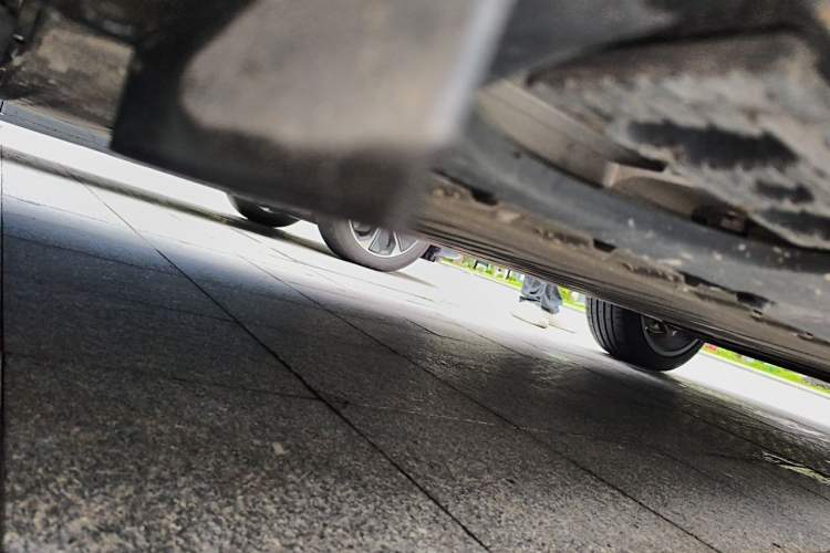 Used Hongqi Tiangong 08 2025 680 All-Wheel Drive Smart Selection Edition Chassis Rear Right