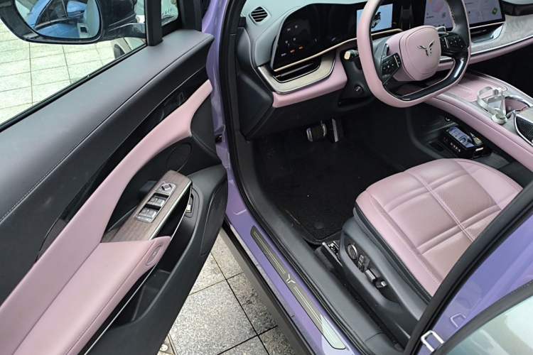 Used Hongqi Tiangong 08 2025 680 All-Wheel Drive Smart Selection Edition Driver Seat