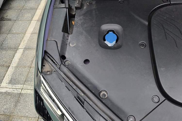 Used Hongqi Tiangong 08 2025 680 All-Wheel Drive Smart Selection Edition Engine Bay Right