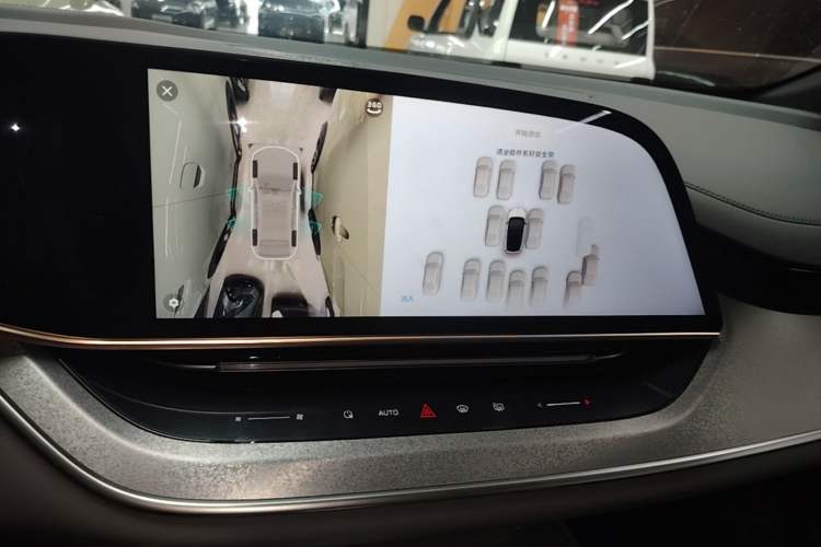 Used Hongqi Tiangong 08 2025 730 Smart Selection Edition Audio And AC Panel