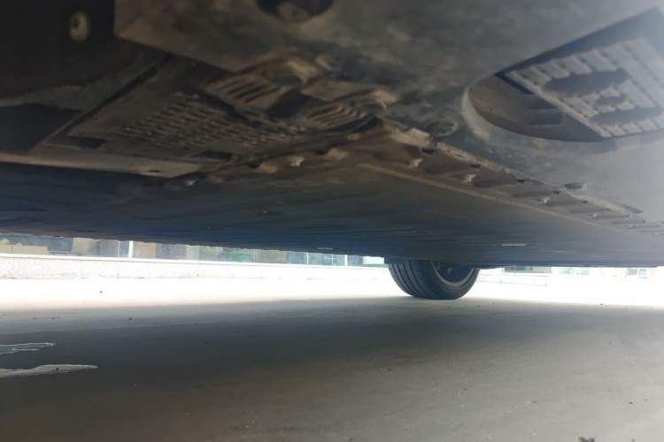 Used Hongqi Tiangong 08 2025 680 Ultra Four-Wheel-Drive Version Chassis Front Left