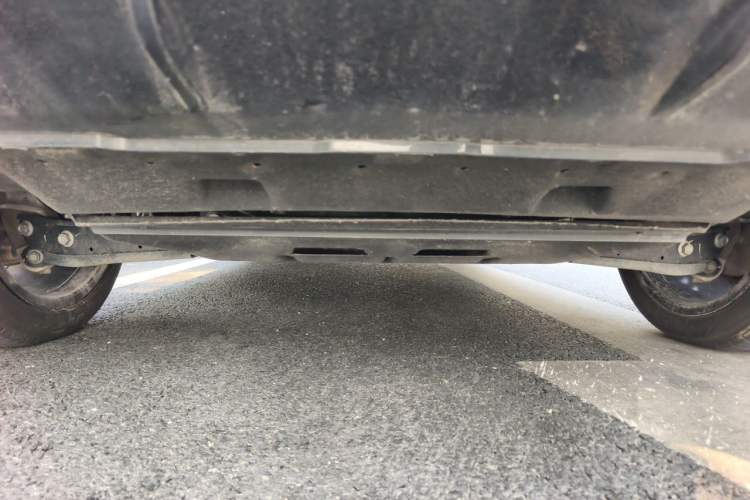 Used Hongqi Tiangong 08 2025 680 Ultra Four-Wheel-Drive Version Chassis Rear