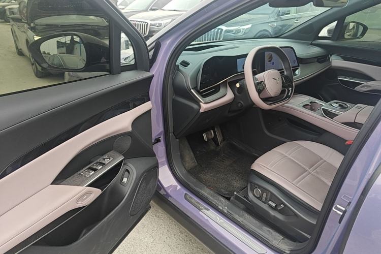 Used Hongqi Tiangong 08 2025 680 Ultra Four-Wheel-Drive Version Driver Seat