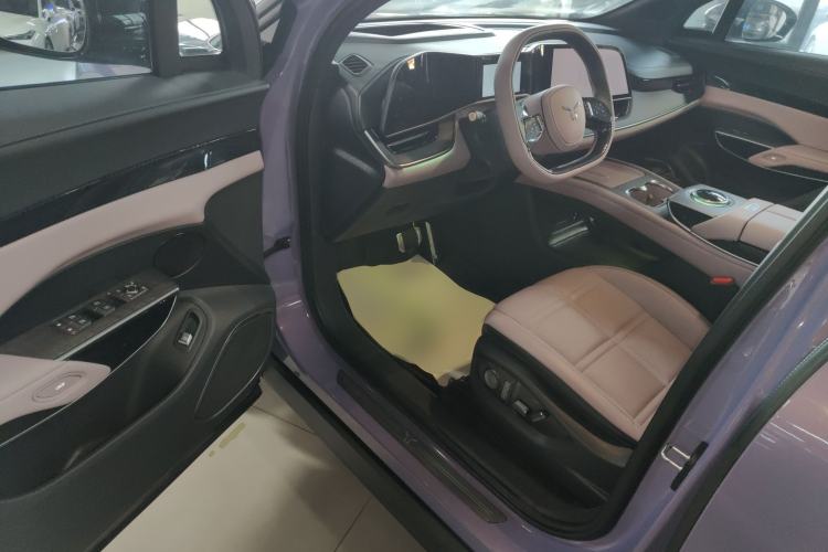 Used Hongqi Tiangong 08 2025 680 Ultra Four-Wheel-Drive Version Driver Seat