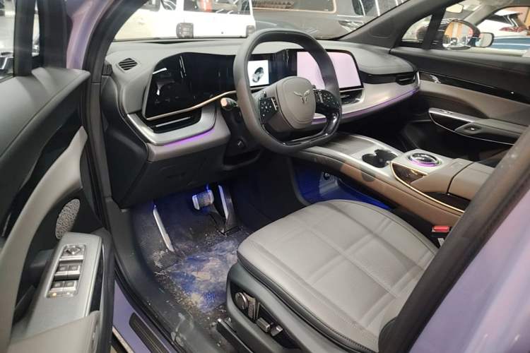 Used Hongqi Tiangong 08 2025 730 Smart Selection Edition Driver Seat