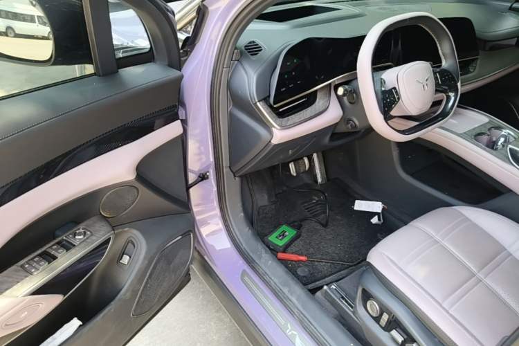 Used Hongqi Tiangong 08 2025 730 Max Rear-Drive Version Driver Seat