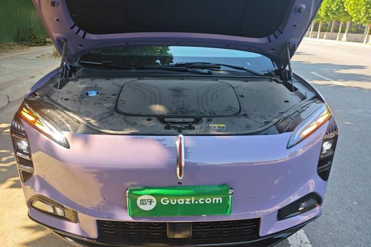 Used Hongqi Tiangong 08 2025 680 Ultra Four-Wheel-Drive Version Engine Bay