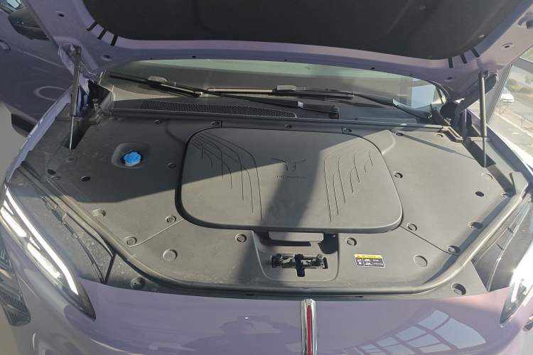 Used Hongqi Tiangong 08 2025 680 All-Wheel Drive Smart Selection Edition Engine Bay