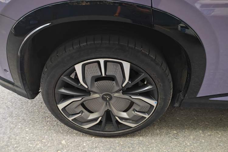 Used Hongqi Tiangong 08 2025 680 Ultra Four-Wheel-Drive Version Exterior 5