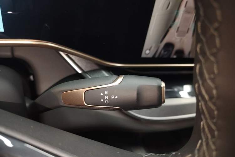 Used Hongqi Tiangong 08 2025 730 Smart Selection Edition Gear Lever