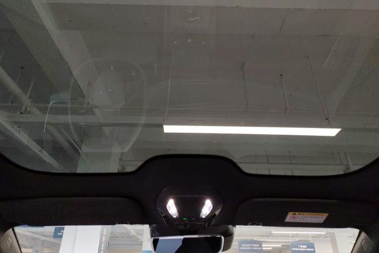 Used Hongqi Tiangong 08 2025 680 Ultra Four-Wheel-Drive Version Headliner