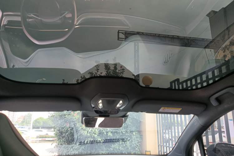 Used Hongqi Tiangong 08 2025 680 Ultra Four-Wheel-Drive Version Headliner