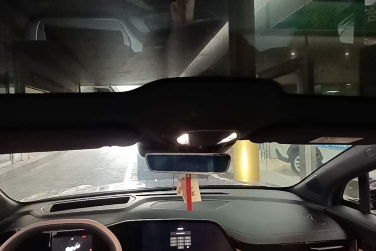 Used Hongqi Tiangong 08 2025 680 Ultra Four-Wheel-Drive Version Headliner