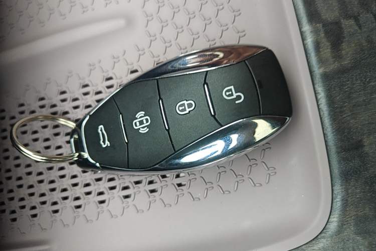 Used Hongqi Tiangong 08 2025 680 Ultra Four-Wheel-Drive Version Interior 1