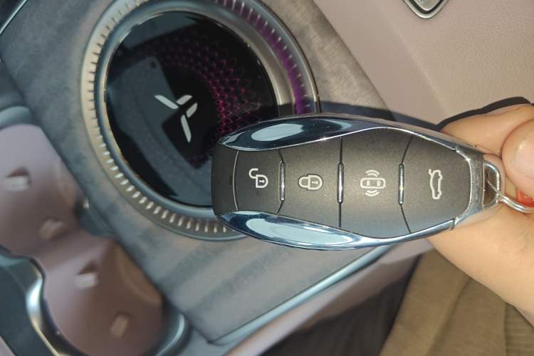 Used Hongqi Tiangong 08 2025 680 All-Wheel Drive Smart Selection Edition Interior 1