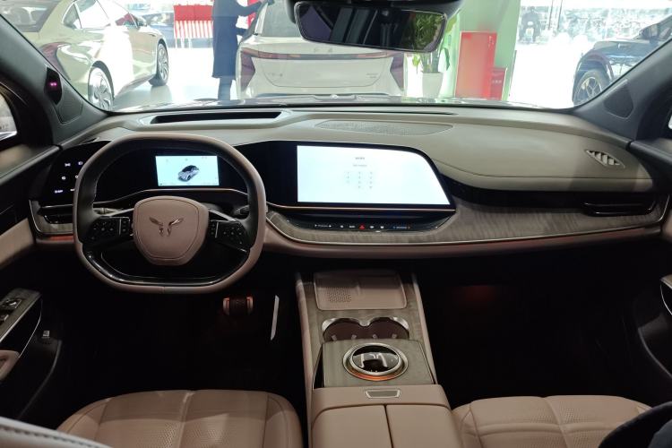 Used Hongqi Tiangong 08 2025 680 Ultra Four-Wheel-Drive Version Interior 2