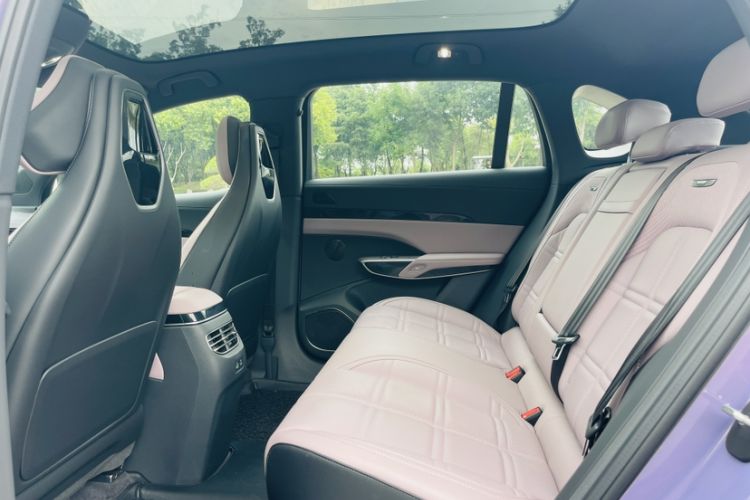 Used Hongqi Tiangong 08 2025 680 Ultra Four-Wheel-Drive Version Interior 3