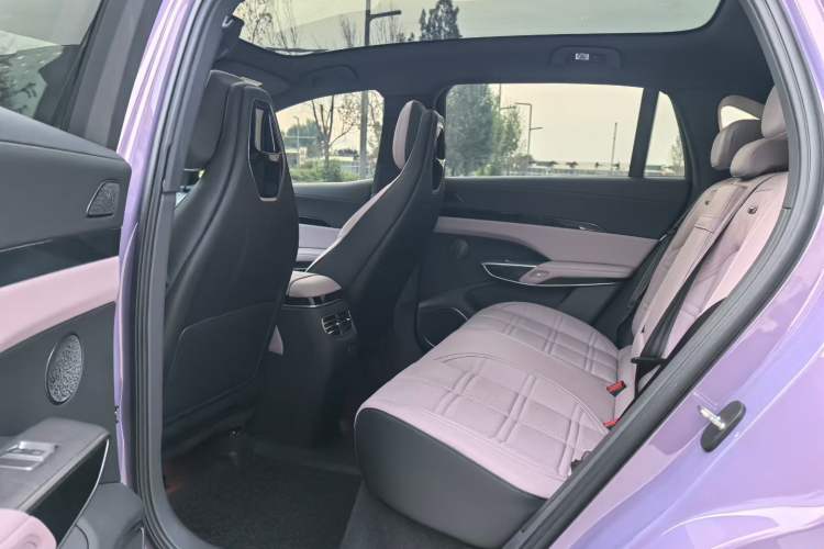 Used Hongqi Tiangong 08 2025 680 Ultra Four-Wheel-Drive Version Interior 3