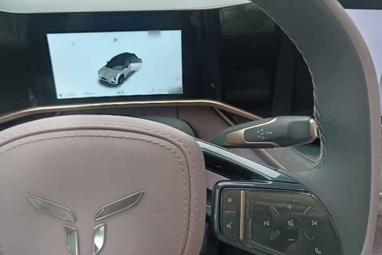 Used Hongqi Tiangong 08 2025 680 Ultra Four-Wheel-Drive Version Interior 7