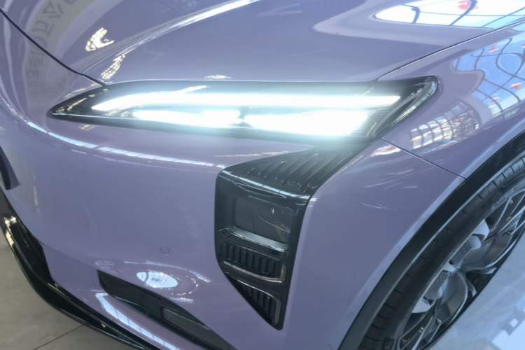 Used Hongqi Tiangong 08 2025 680 Ultra Four-Wheel-Drive Version Left Front Headlight